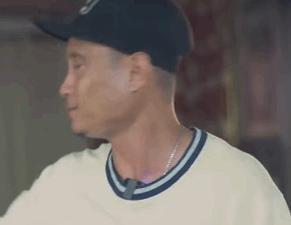 BABAENG, MAY HINIHINGING PABOR SA KANYANG DRIVER part2