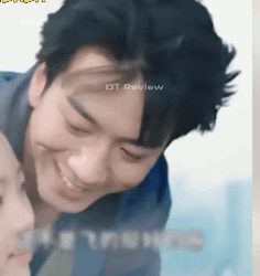 H0109007 Isang anim na taong gulang na batang babae ang tinalo ang dose dosenang malalakas na mandirigma gamit lamang ang isang kamay part2