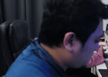 H2309001 Lalaking Hinusgahan ng Mga Katrabaho Dahil Laging Late