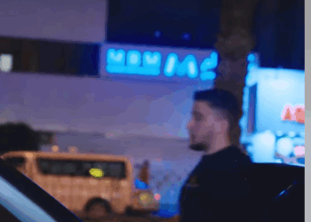 H2309003 Pinakain ng Dating Estudyante ang Naghirap na Guro! #drama #shortfil