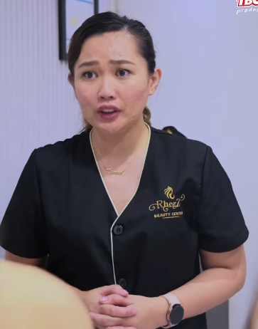H2409005 Magkaibigan Niyabangan Ang Staff sa Salon