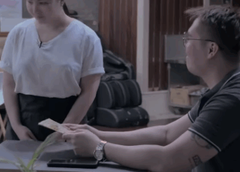 H2409007 Salesman Minaliit ng Dating Nobya part2