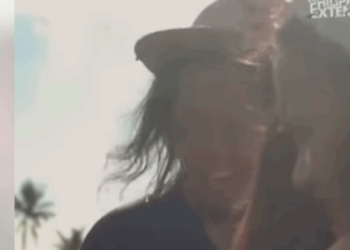 H2409006 Babaeng Feeling Maganda, Ayaw Sa mahirap Na part2