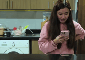 H2509003 Matabang Babae Pinagtulungan Laiitin ng mga Flatmate part2