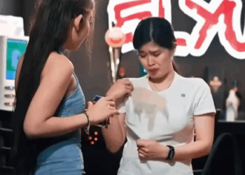 H0809009 Waitress binuhusan ng softdrinks ng matapobreng na part2