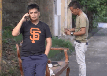 H2709001 BABAE DI NAKAPAGHINTAY