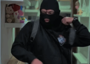 H2709006 MAGANDANG BABAE PINÀSOK NG AKYAT BAHAY part2