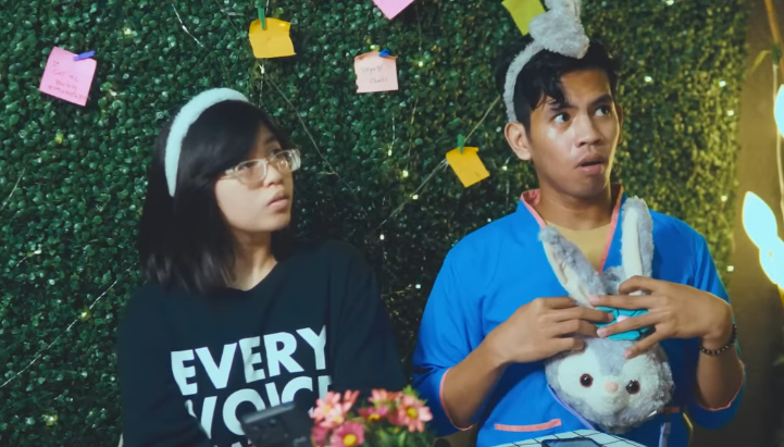 H0110008 Salbaheng Waiter, Pinitikim ng Karma sa Sarili Niyang Ugali! part2