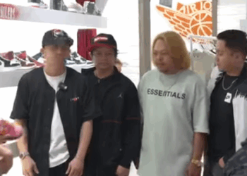 H1309004 MGA BABAE PINAGTAWANAN NG MGA LALAKE NA MGSUOT NG RUBBER SHOES part2