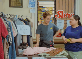 H1709005 Babaeng laging gutom, binenta ang damit ng kanyang pinsan sa ukayan Cinemyr Films part2