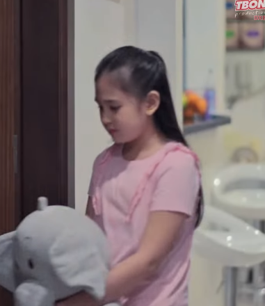 H2109005 Magulang na puro Cellphone Pinabayaan ang Anak part2