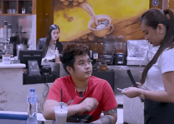 H2109001 Manager Ninakaw ang Tip ng mga Katrabaho