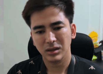 H2109005 Love at First Watch