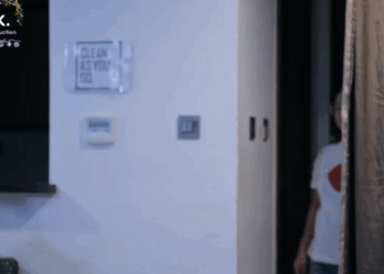 H2009003 Babaeng Laging Nag Vivideoke Nagwala Sa Dorm