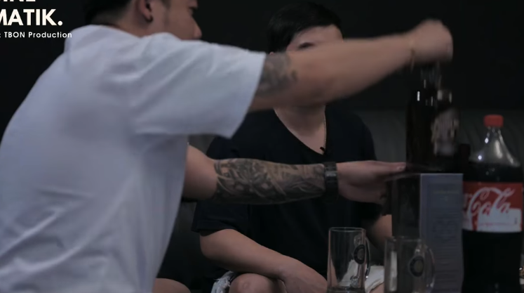H2209006 Lalake Inuto Ang Kaibigan Para Makabayad Ng Utang part2
