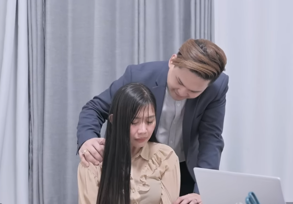 H2309003 Manyakis Na Manager Hinipuan Ang Staff