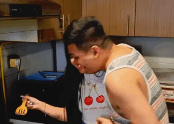 H0710005 Lalake, hindi kaya iwanan ang bungangerang jowa