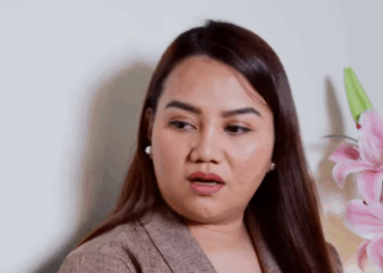 H0210002 Sikat na Singer Nilampaso ng Waiter! #potg #potgstudio #drama #shor